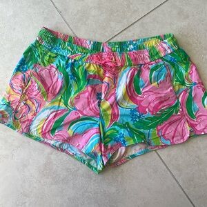 Lilly Pulitzer luxletic workout shorts.